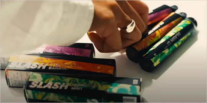 SLASH(スラッシュ)の画像