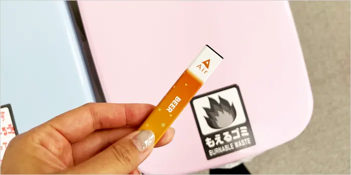 ゴミ箱とエアーミニの画像