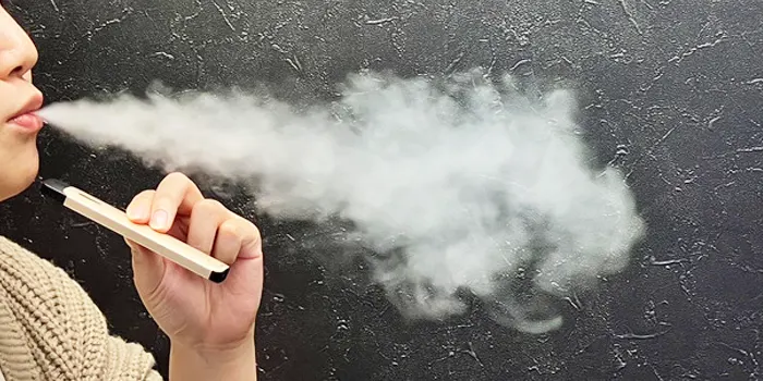 ドクターベイプ2を吸う